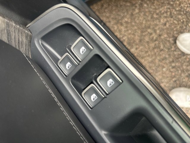 Used 2022 Rivian R1T Adventure AWD/4WD image 26