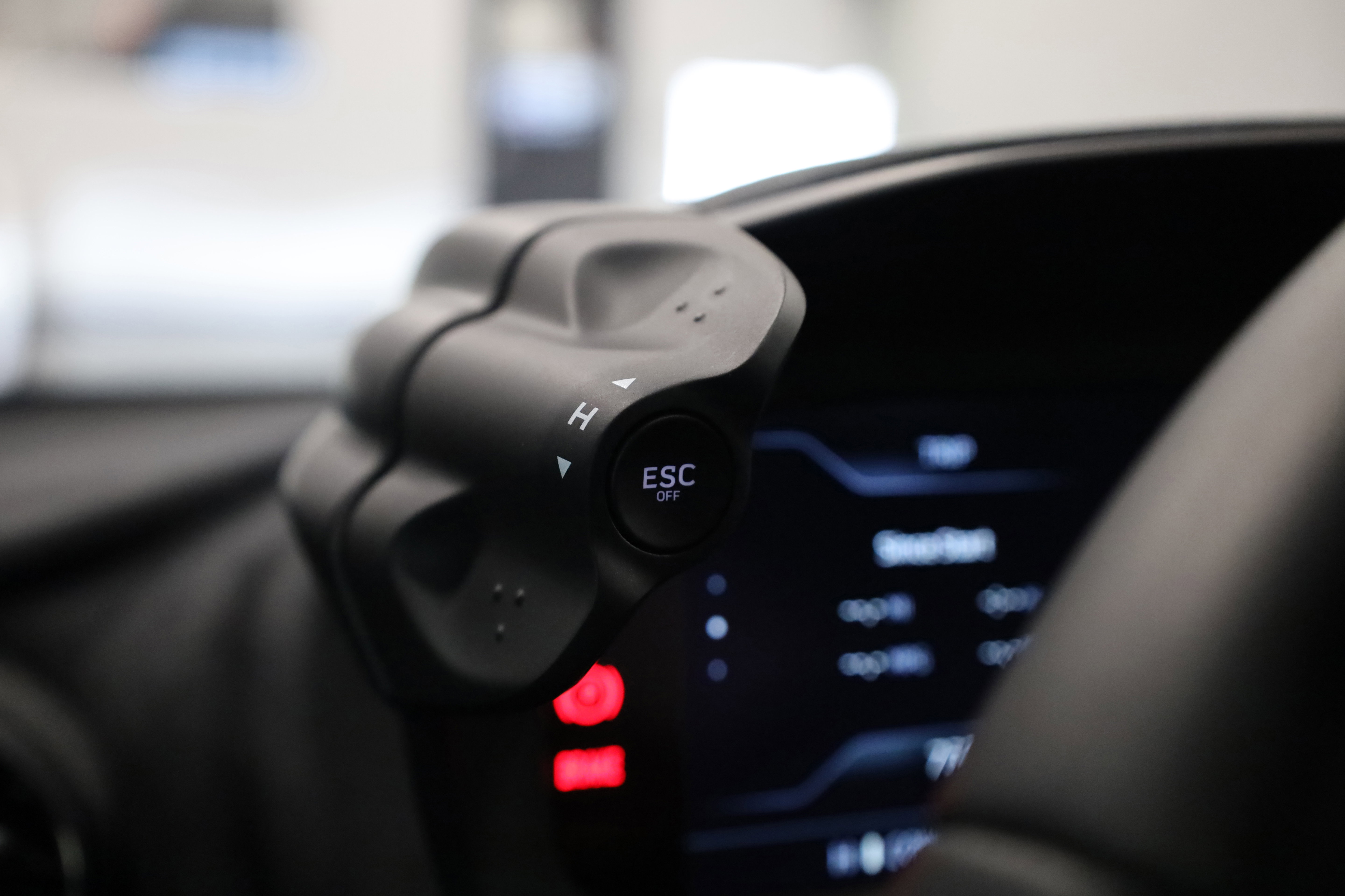 Used 2025 McLaren 750S image 23