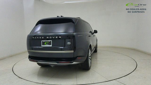 Used 2023 Land Rover Range Rover Long Wheelbase SE image 73