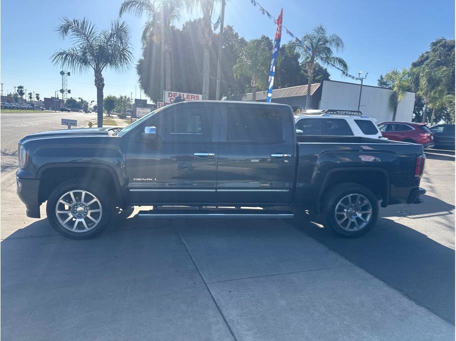 Used 2017 GMC Sierra 1500 Denali RWD image 8