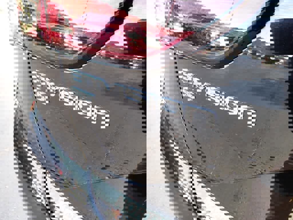 Used 2025 Buick Envision Sport Touring image 5