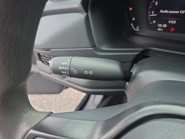 Used 2025 Honda Accord SE image 18