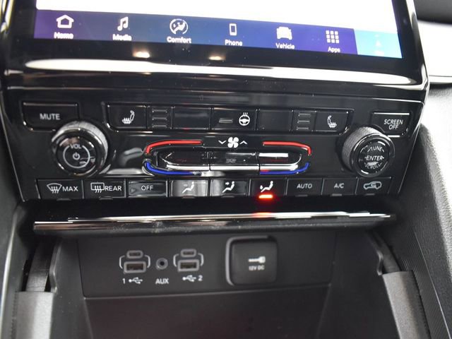 New 2025 Jeep Grand Cherokee Limited w/ Black Appearance Package image 30