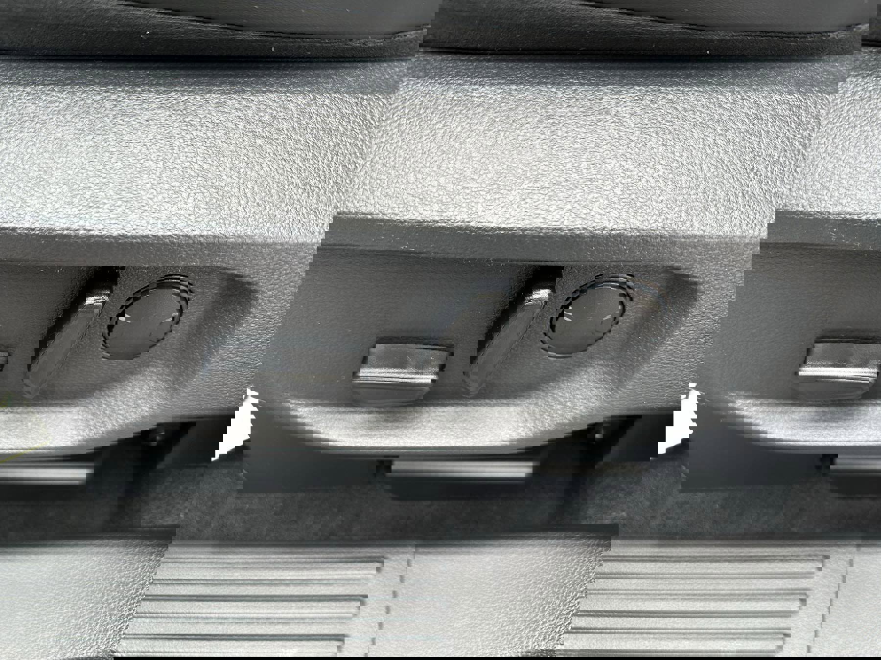 New 2025 Ford Ranger Raptor image 33