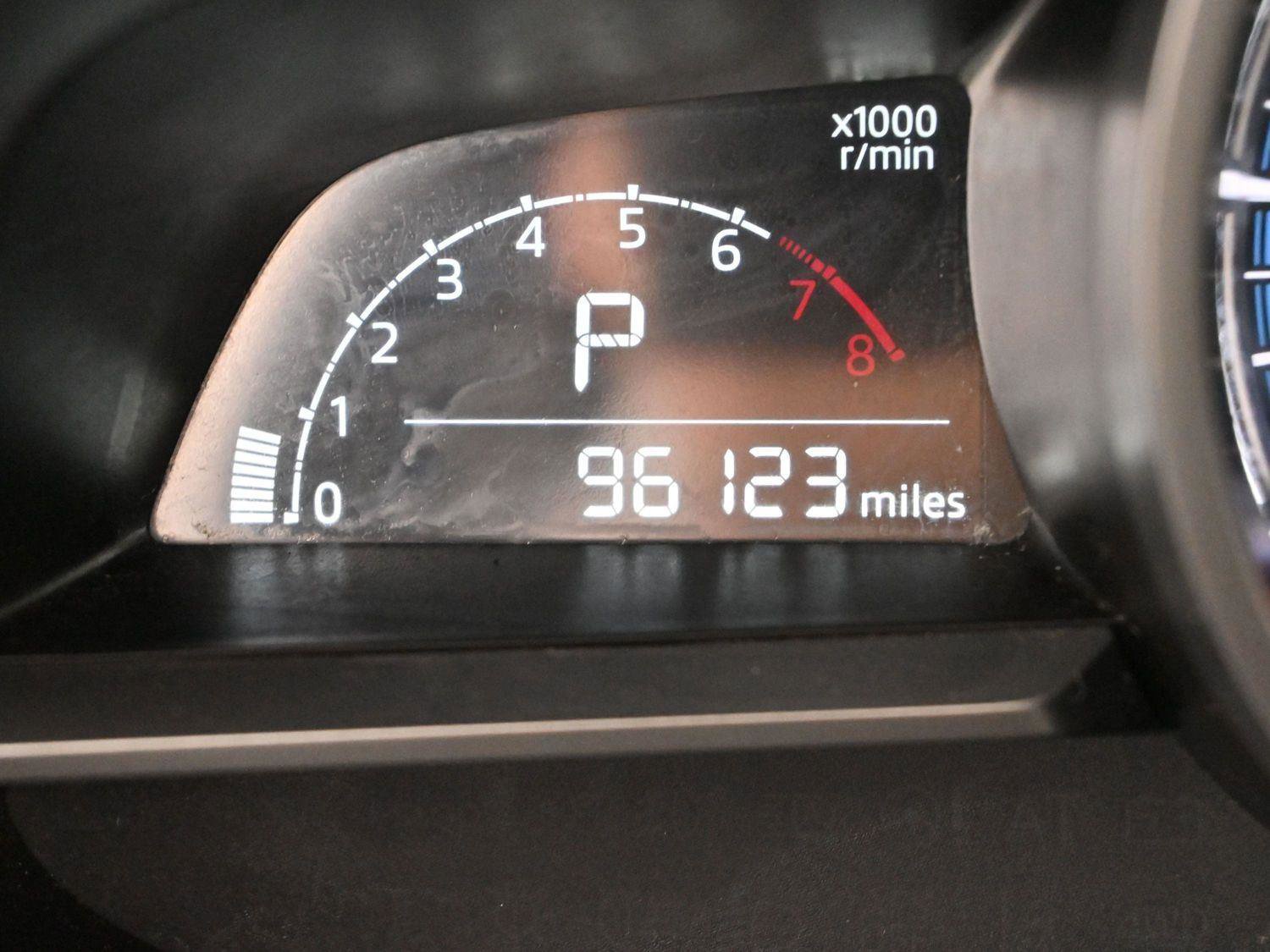 Used 2020 Toyota Yaris LE image 18