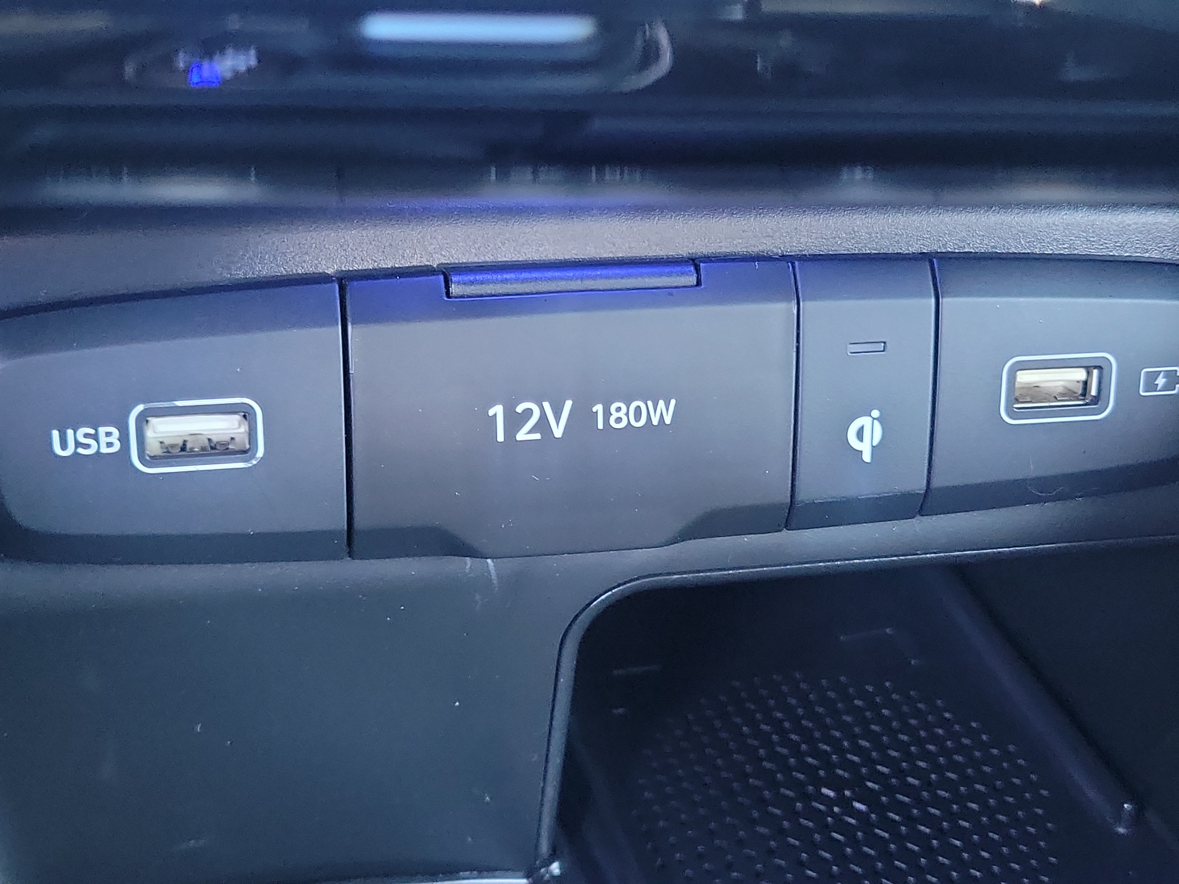 Certified 2023 Hyundai Santa Cruz Limited AWD/4WD image 15