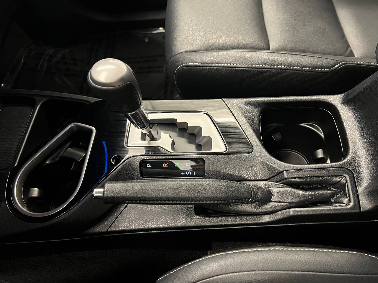 Used 2016 Toyota RAV4 Limited image 22