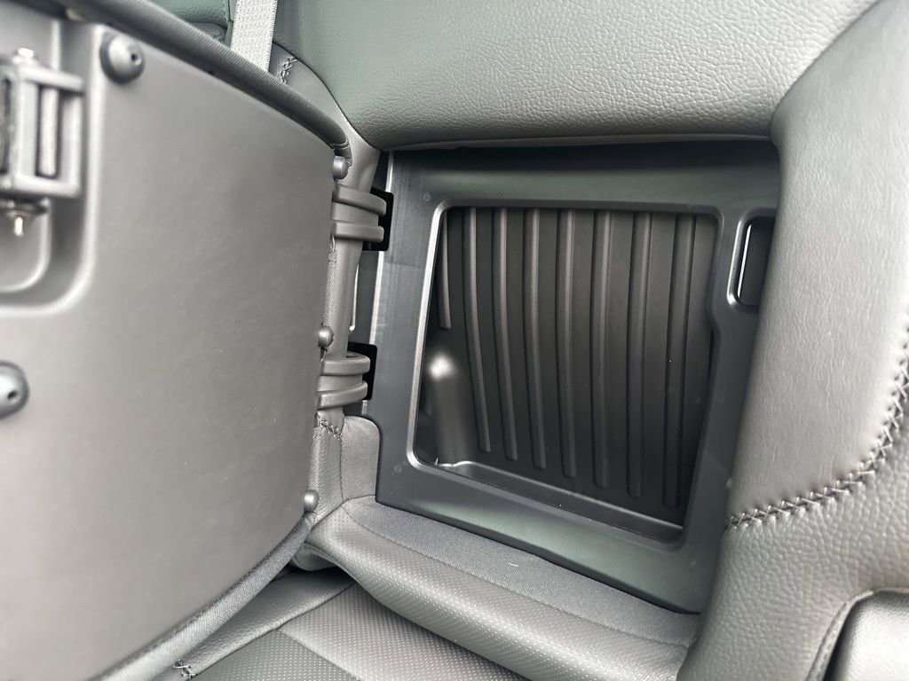 Used 2024 GMC Sierra 2500 Denali w/ Denali Reserve Package image 10