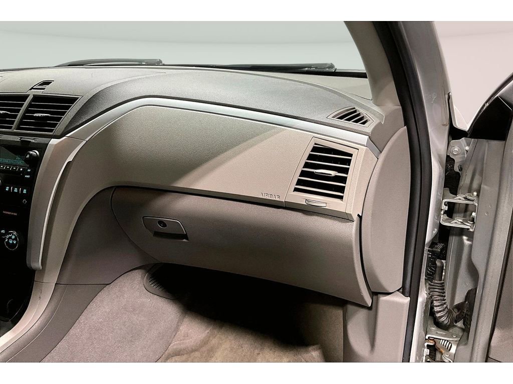 Used 2012 Chevrolet Traverse LS image 17