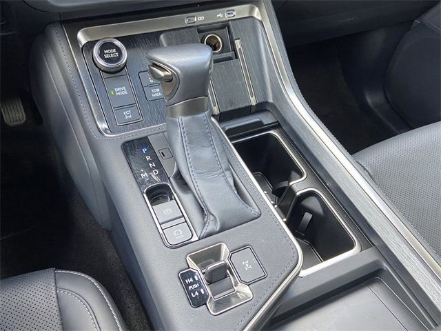 Used 2024 Lexus GX 550 image 23