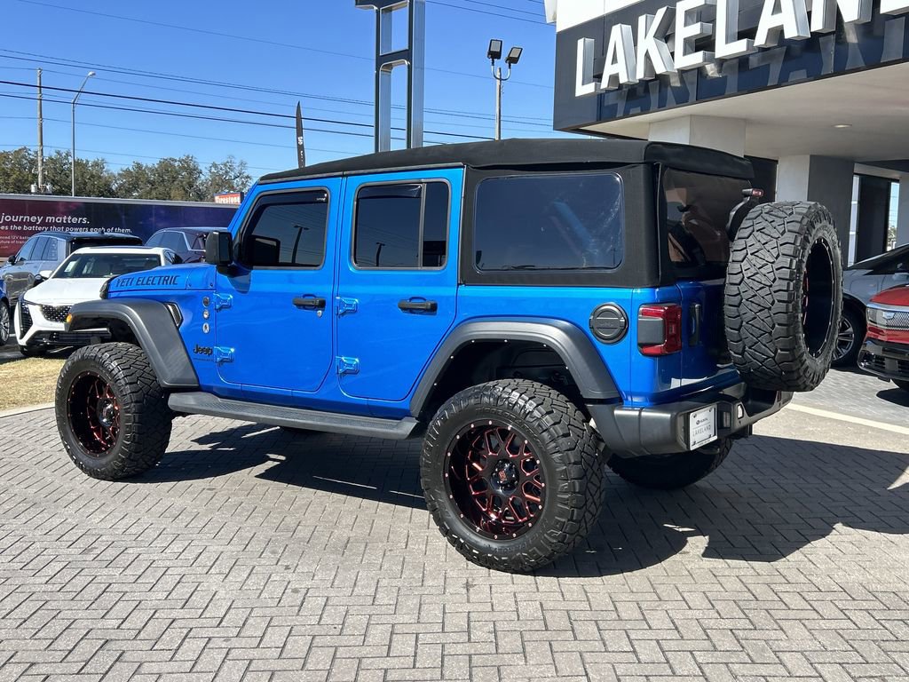 Used 2024 Jeep Wrangler Sport S image 4