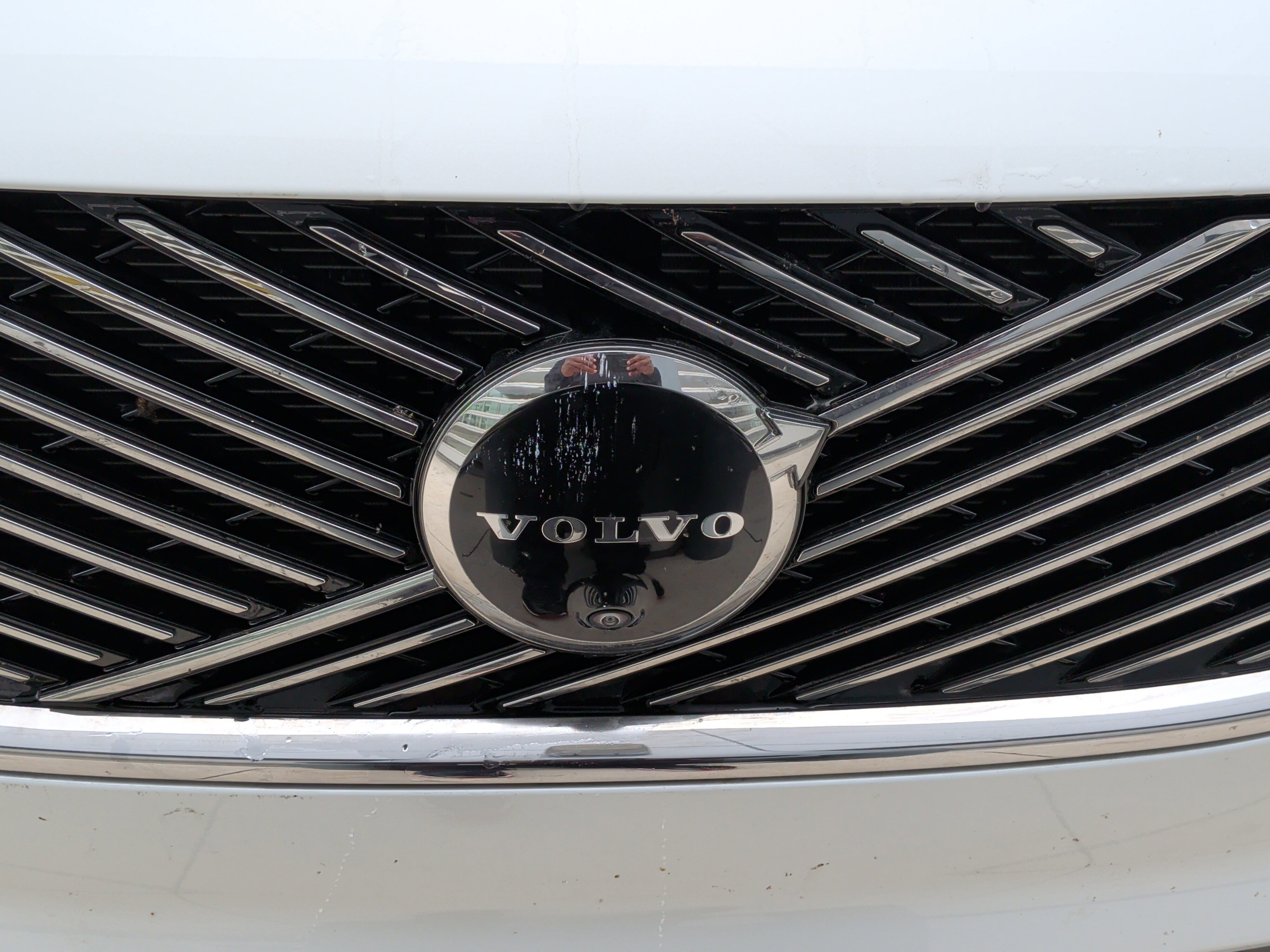 Used 2025 Volvo XC90 B6 Plus image 12