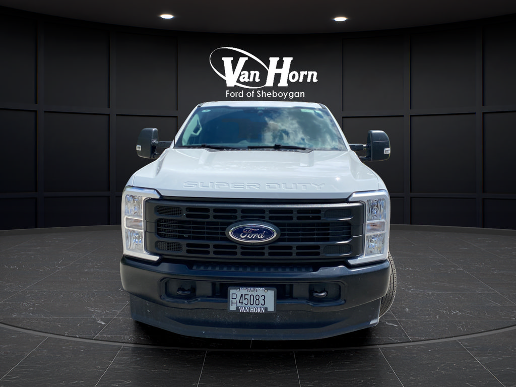 Used 2024 Ford F350 XL w/ 360-Degree Camera Package AWD/4WD image 2
