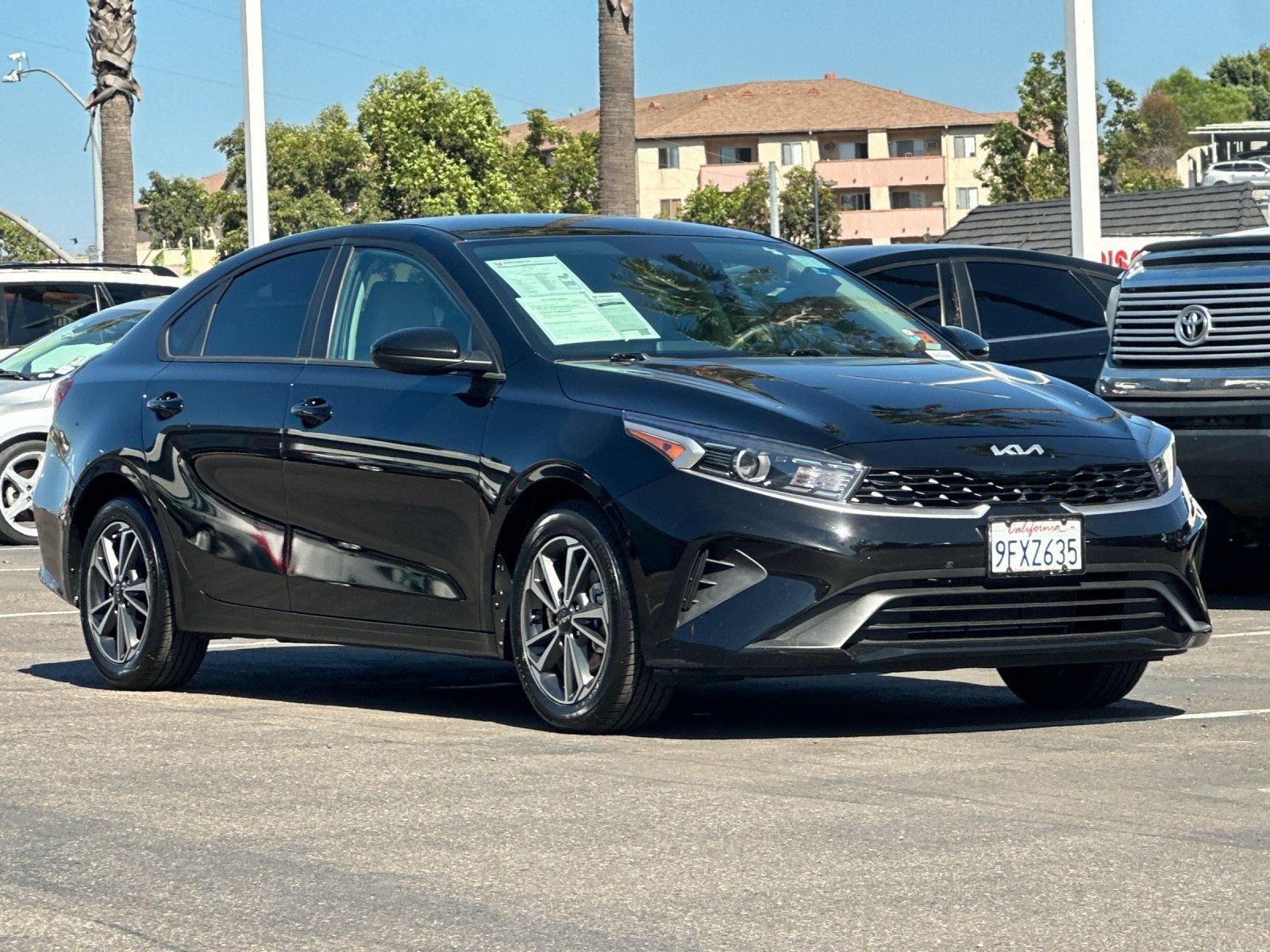 Used 2023 Kia Forte LXS FWD image 8