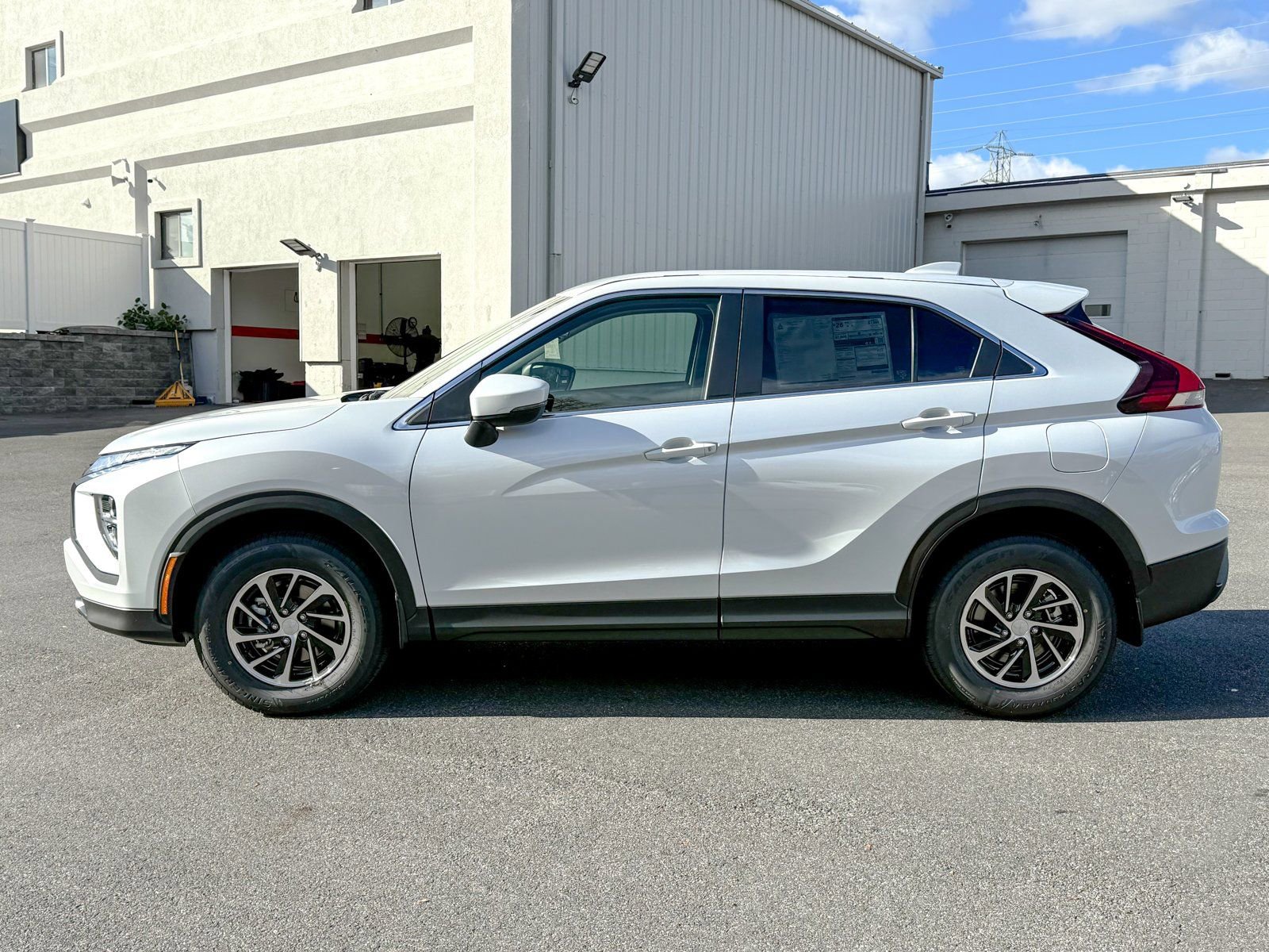 New 2026 Mitsubishi Eclipse Cross ES image 4