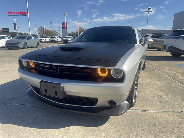 Used 2023 Dodge Challenger R/T RWD image 2