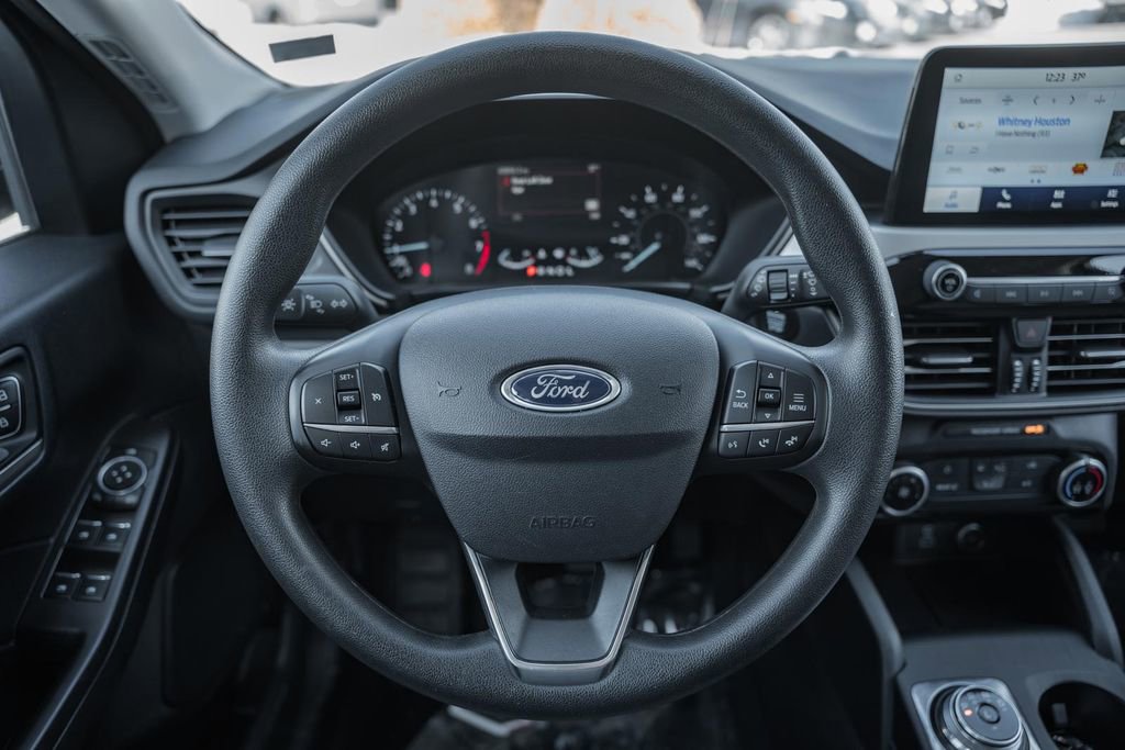 Used 2021 Ford Escape SE image 27