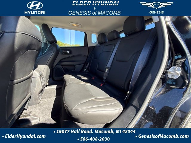 Used 2018 Jeep Compass Limited w/ Navigation Group AWD/4WD image 24