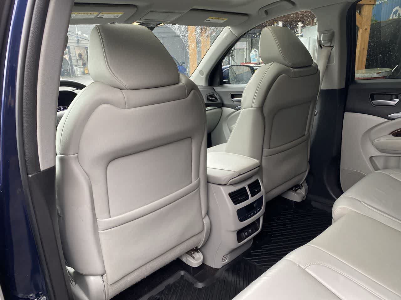 Used 2017 Acura MDX w/ Technology Package AWD/4WD image 15