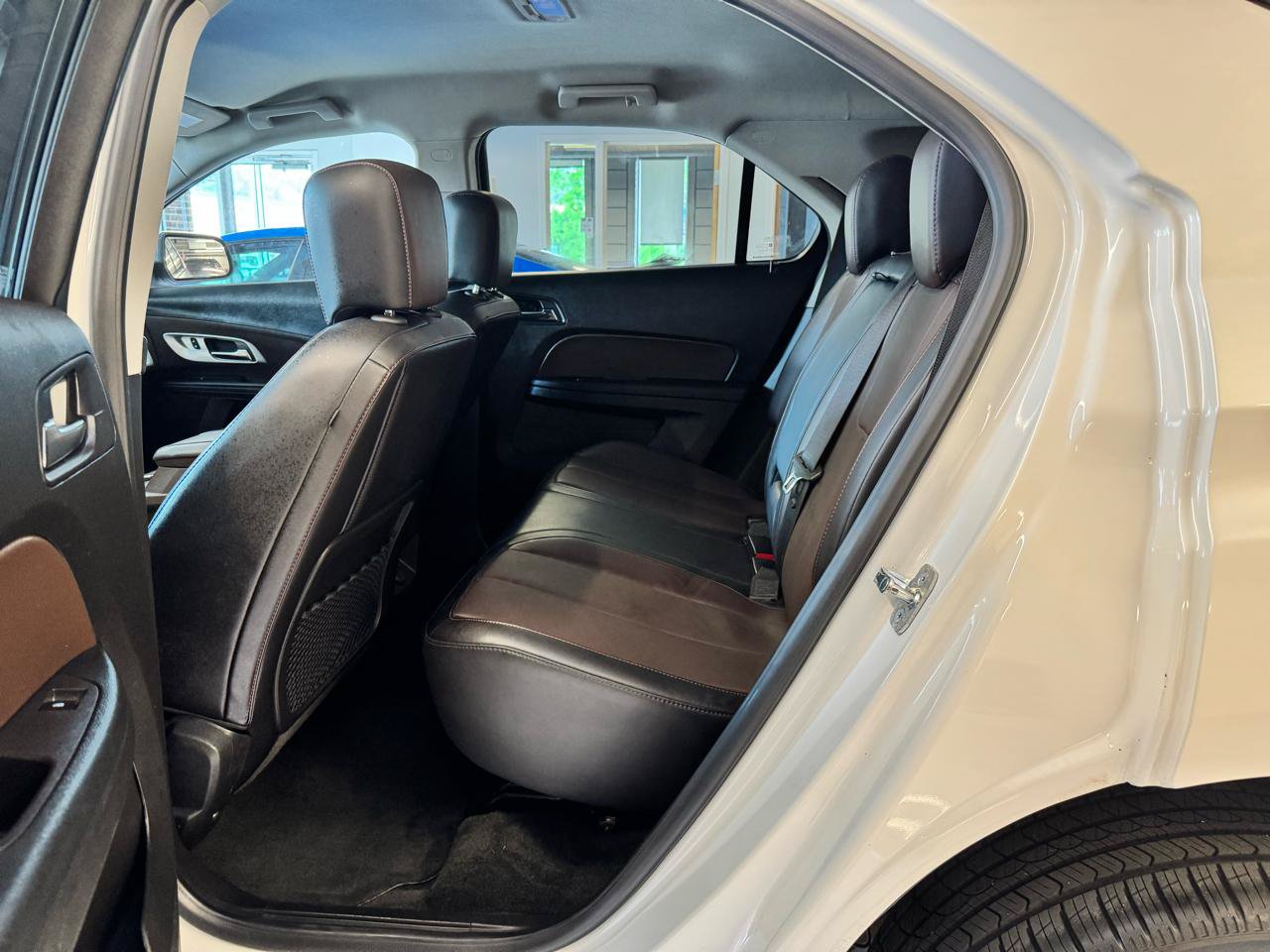 Used 2015 Chevrolet Equinox LTZ FWD image 19