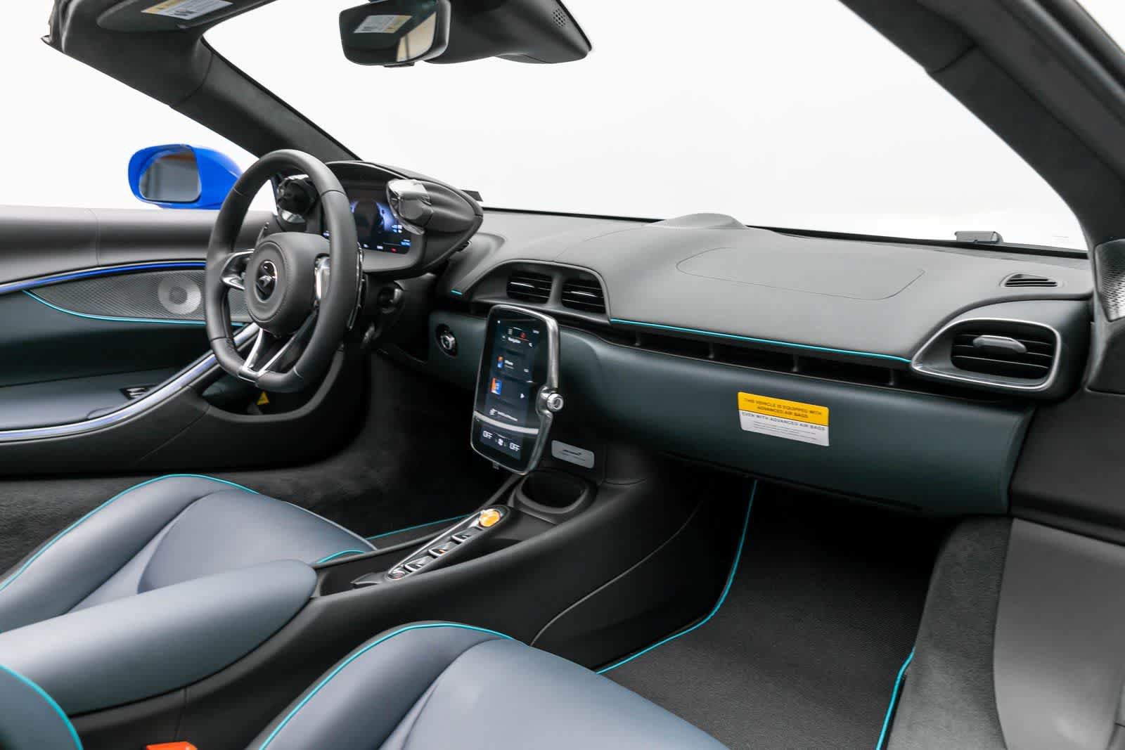 New 2025 McLaren Artura Spider RWD image 39