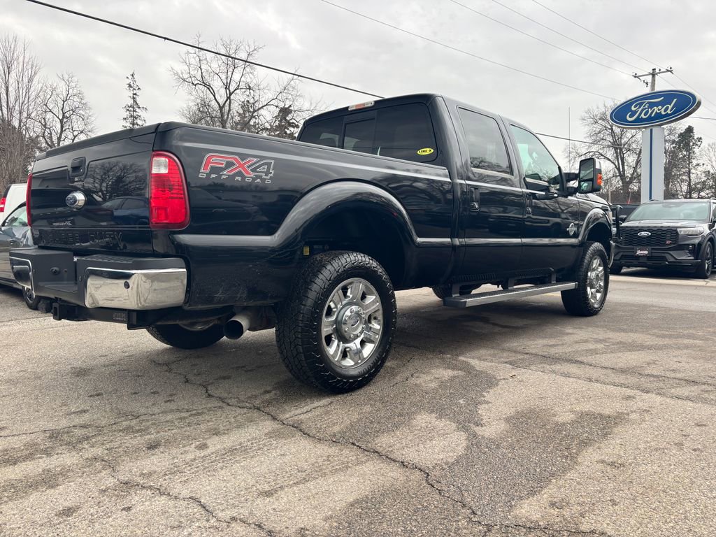 Used 2016 Ford F350 Lariat w/ Chrome Package image 4