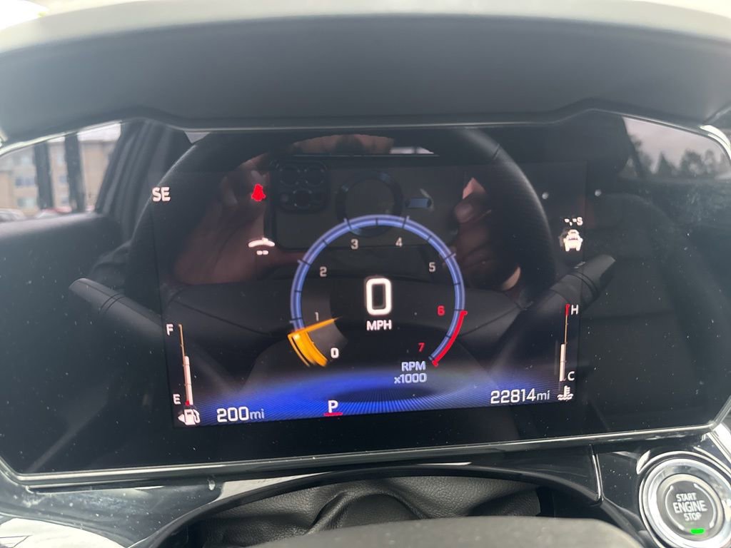 Used 2024 Chevrolet Trax RS w/ Sunroof Package image 8