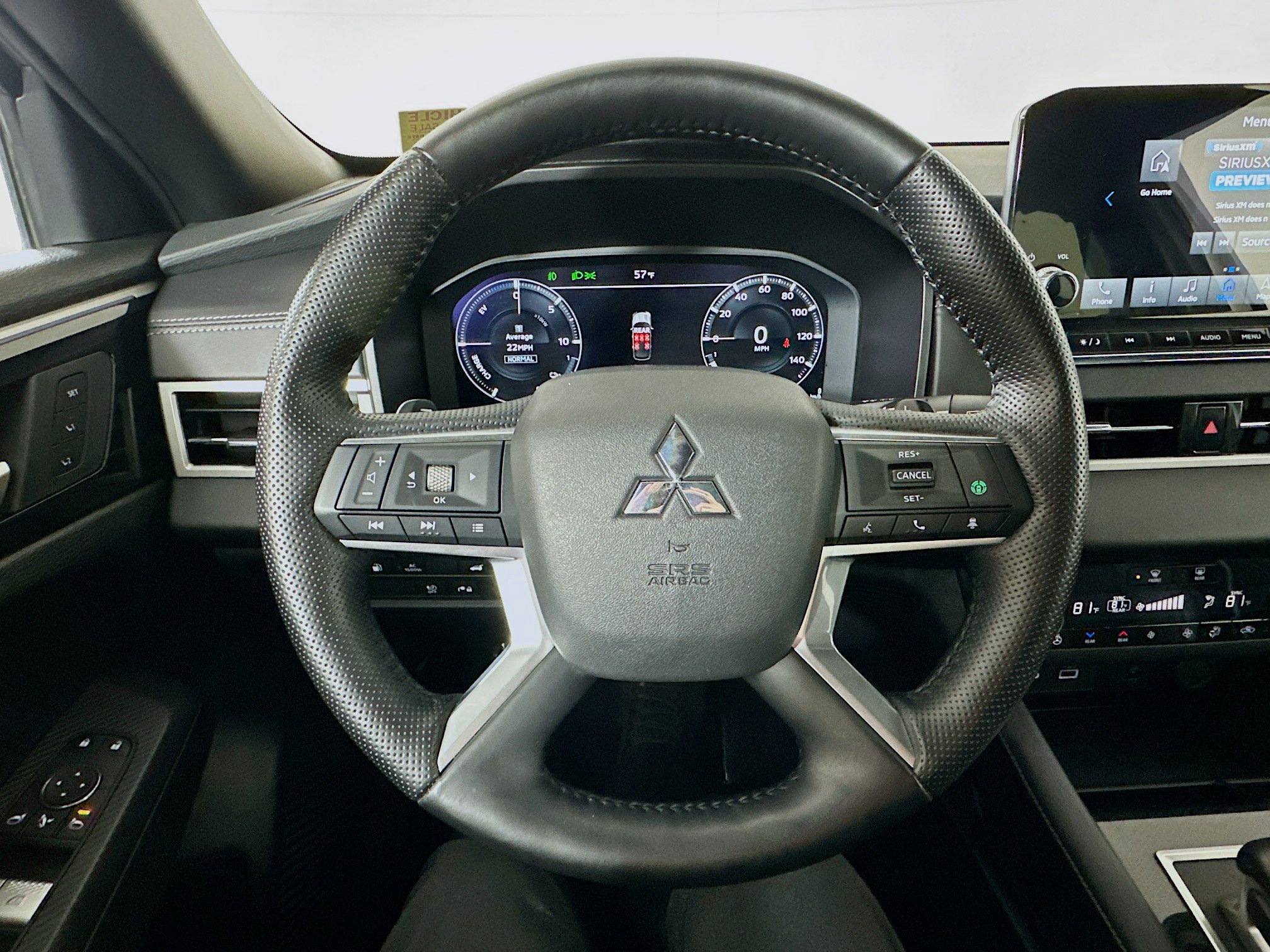 Used 2025 Mitsubishi Outlander SEL image 21