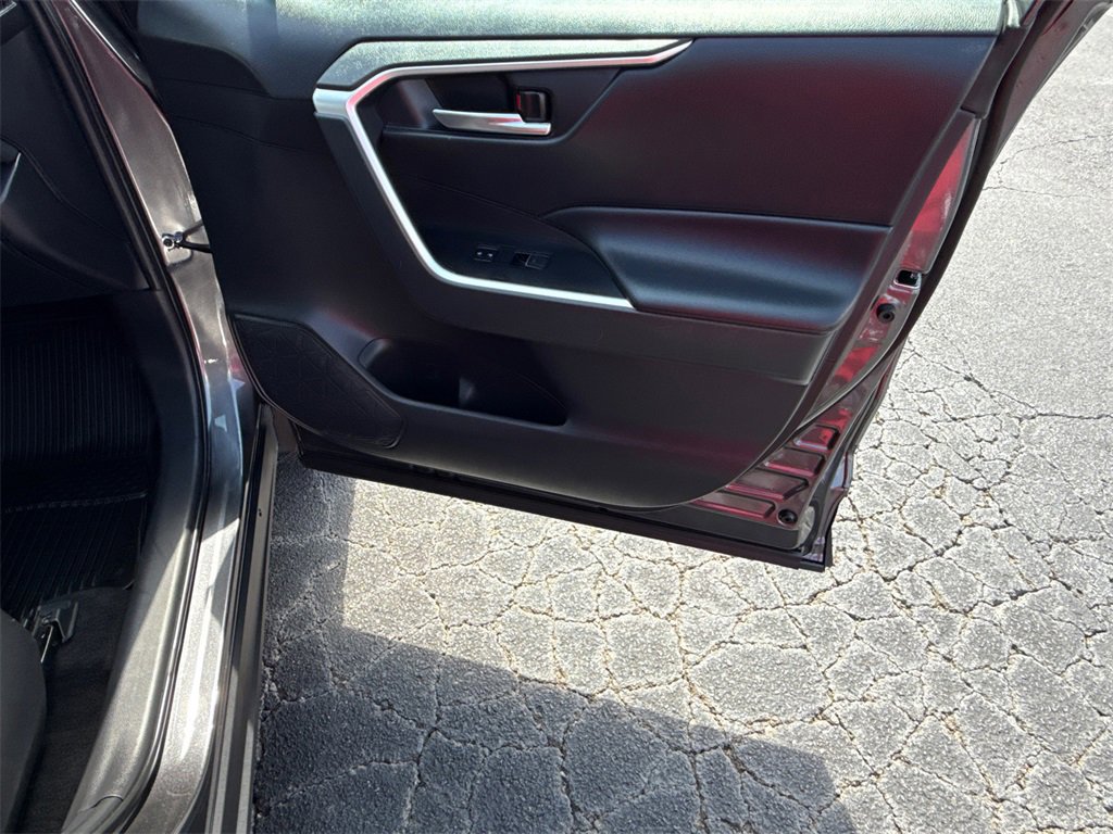 Used 2024 Toyota RAV4 XLE image 14