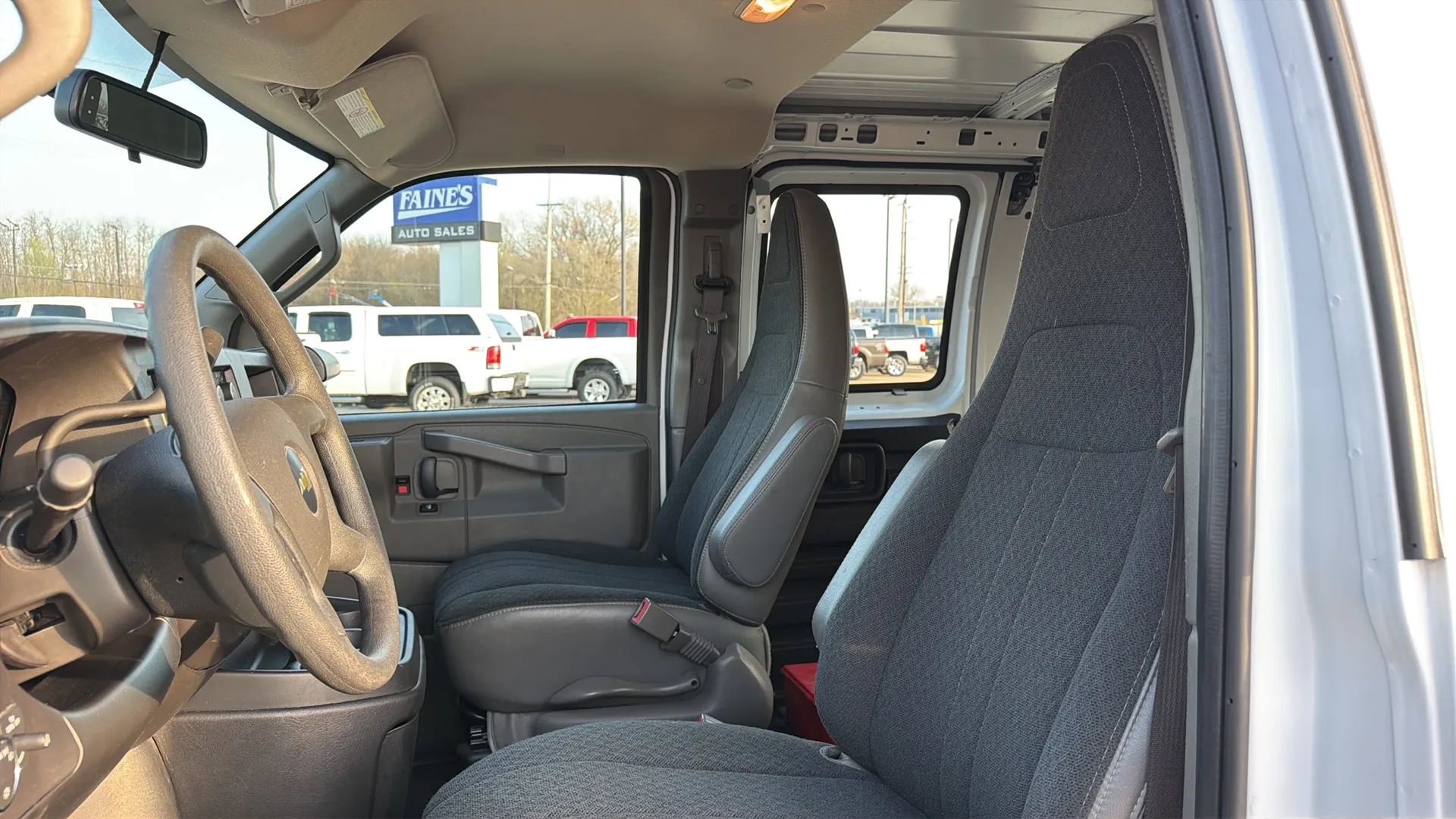 Used 2023 Chevrolet Express 2500 w/ Driver Convenience Package RWD image 75