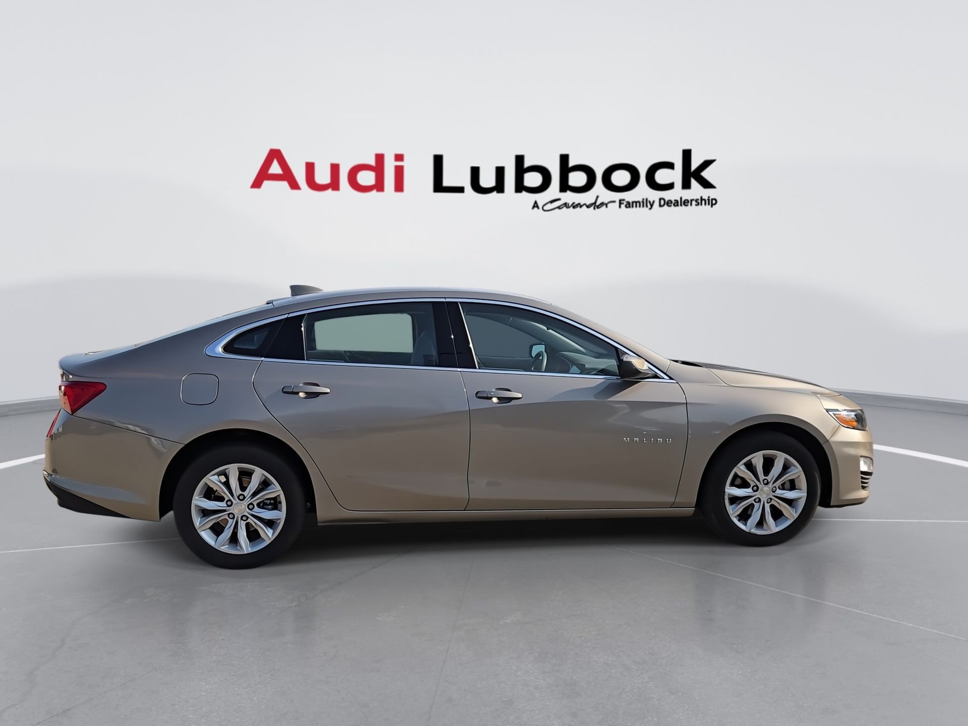 Used 2024 Chevrolet Malibu LT FWD image 9