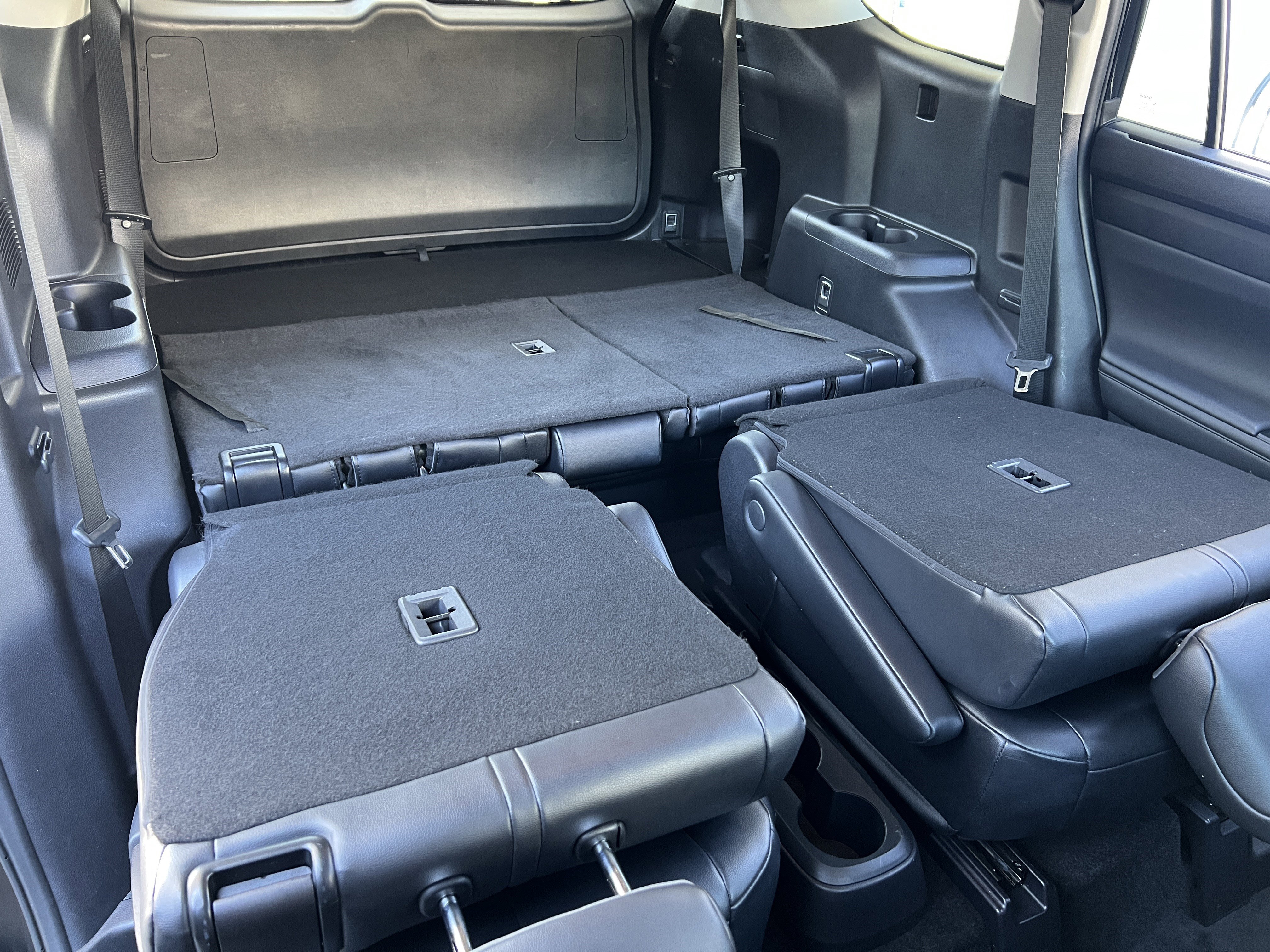 Used 2024 Toyota Highlander XLE image 24