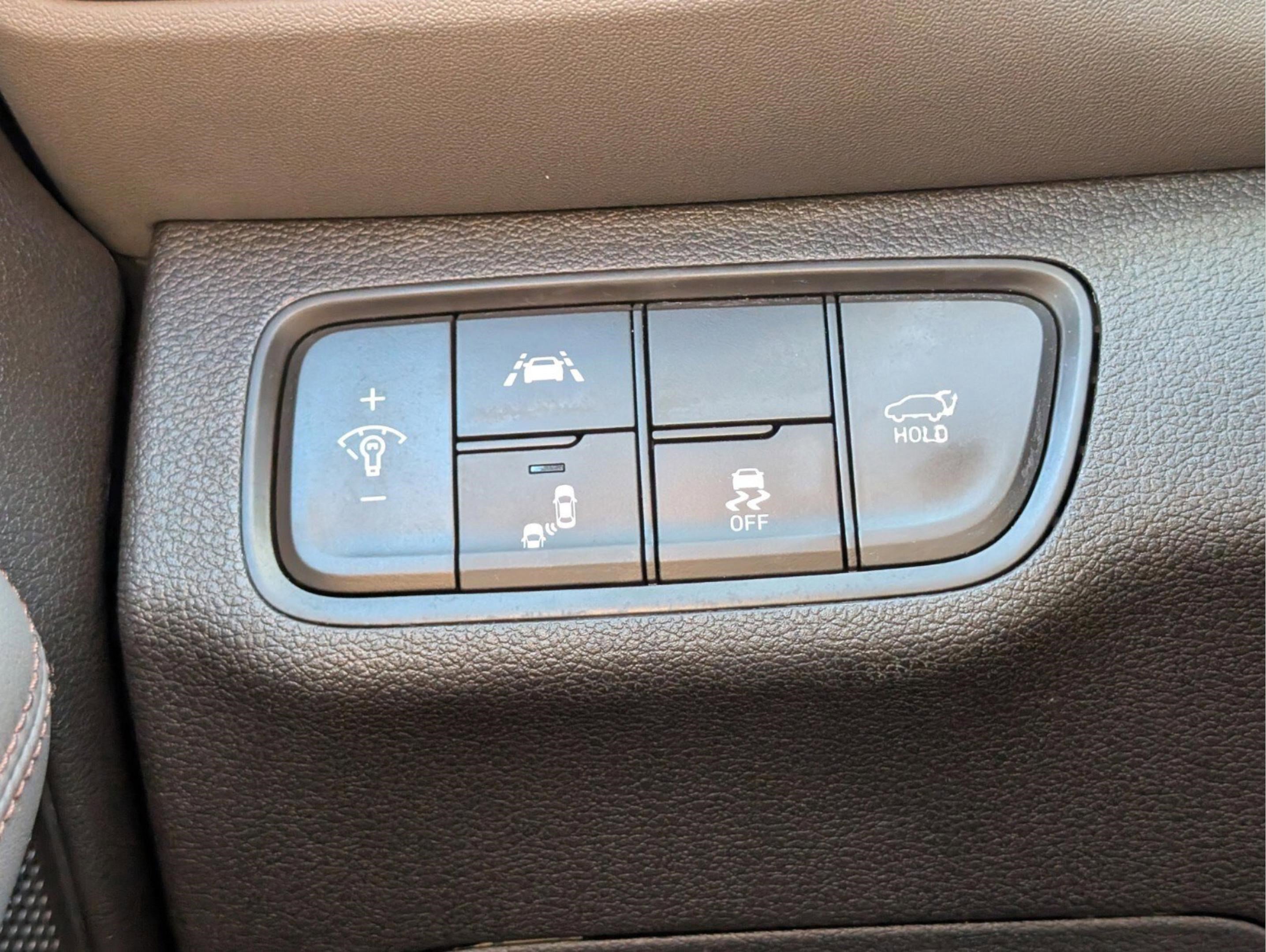 Used 2019 Hyundai Santa Fe Limited image 44