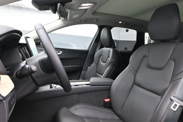 New 2026 Volvo XC60 T8 Ultra w/ Protection Package Premier AWD/4WD image 10