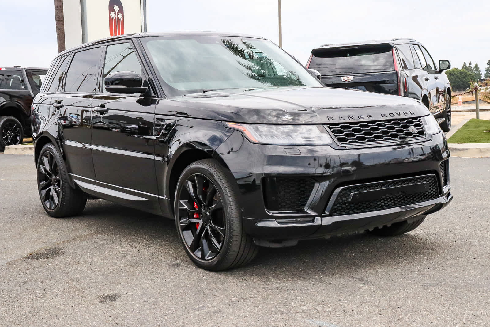 Used 2022 Land Rover Range Rover Sport HST AWD/4WD image 3