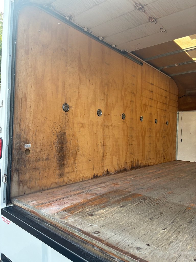 Used 2016 GMC Savana 3500 RWD image 15
