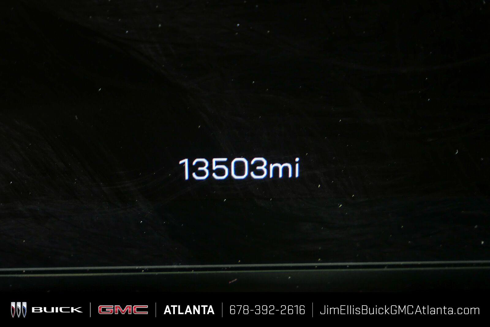 Used 2025 GMC Yukon XL Denali Ultimate w/ LPO, Floor Liner Package AWD/4WD image 9