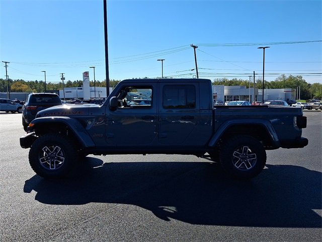 New 2025 Jeep Gladiator Mojave image 7