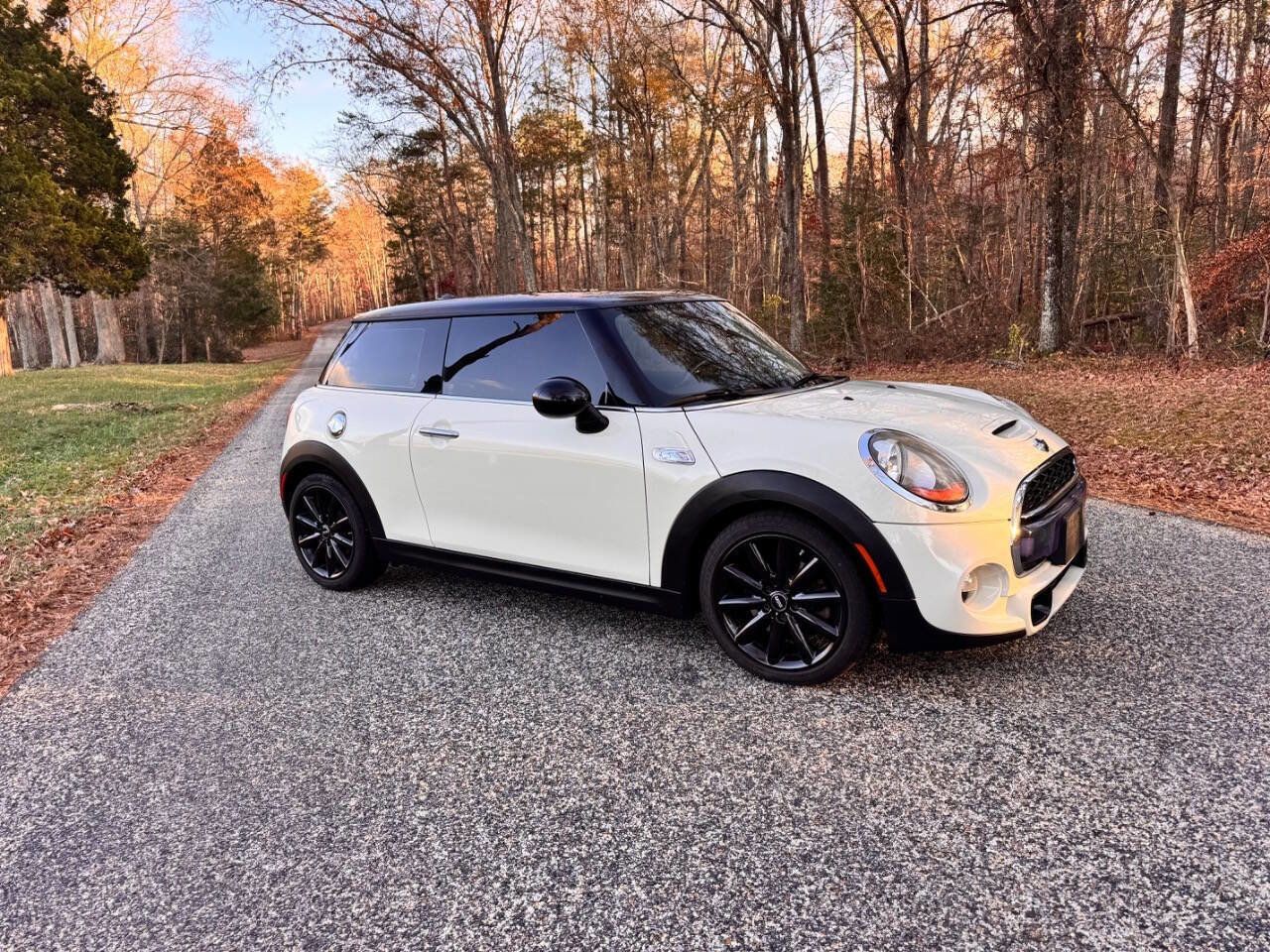 Used 2015 MINI Cooper S image 7