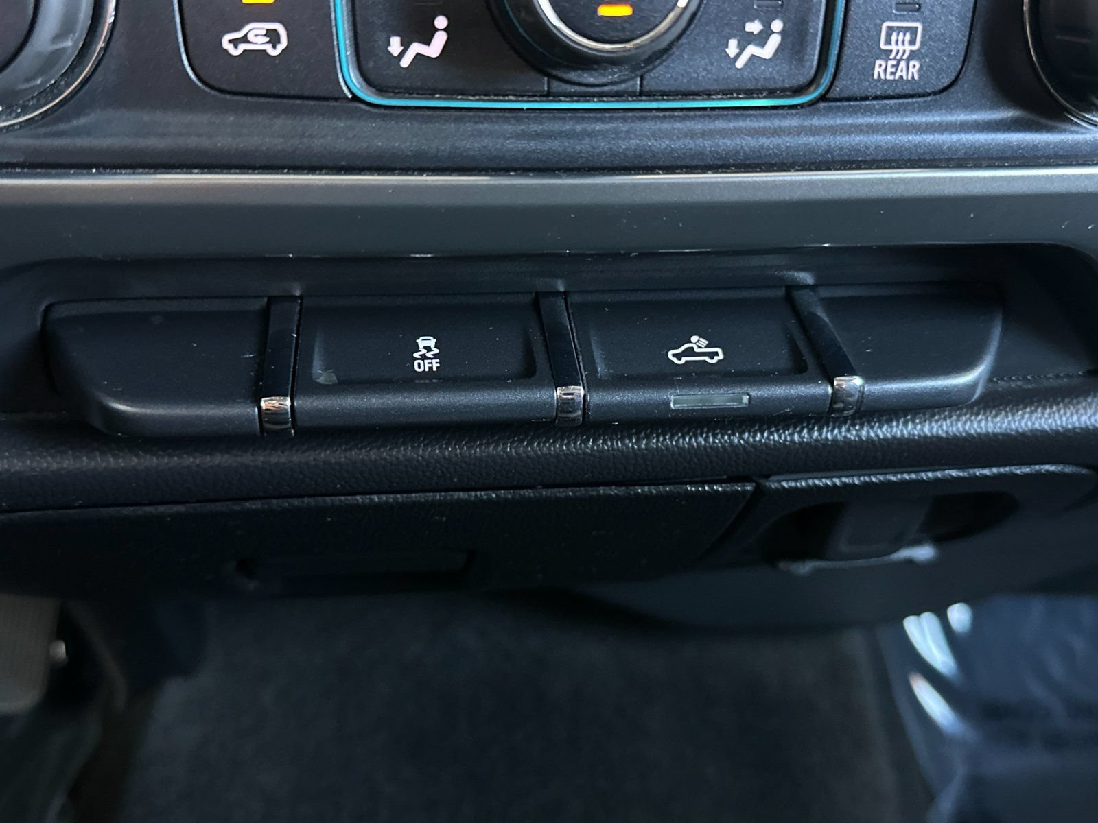 Used 2017 Chevrolet Silverado 1500 LT w/ All Star Edition RWD image 25