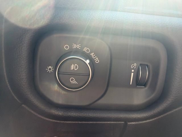 Used 2024 RAM 1500 Big Horn AWD/4WD image 25