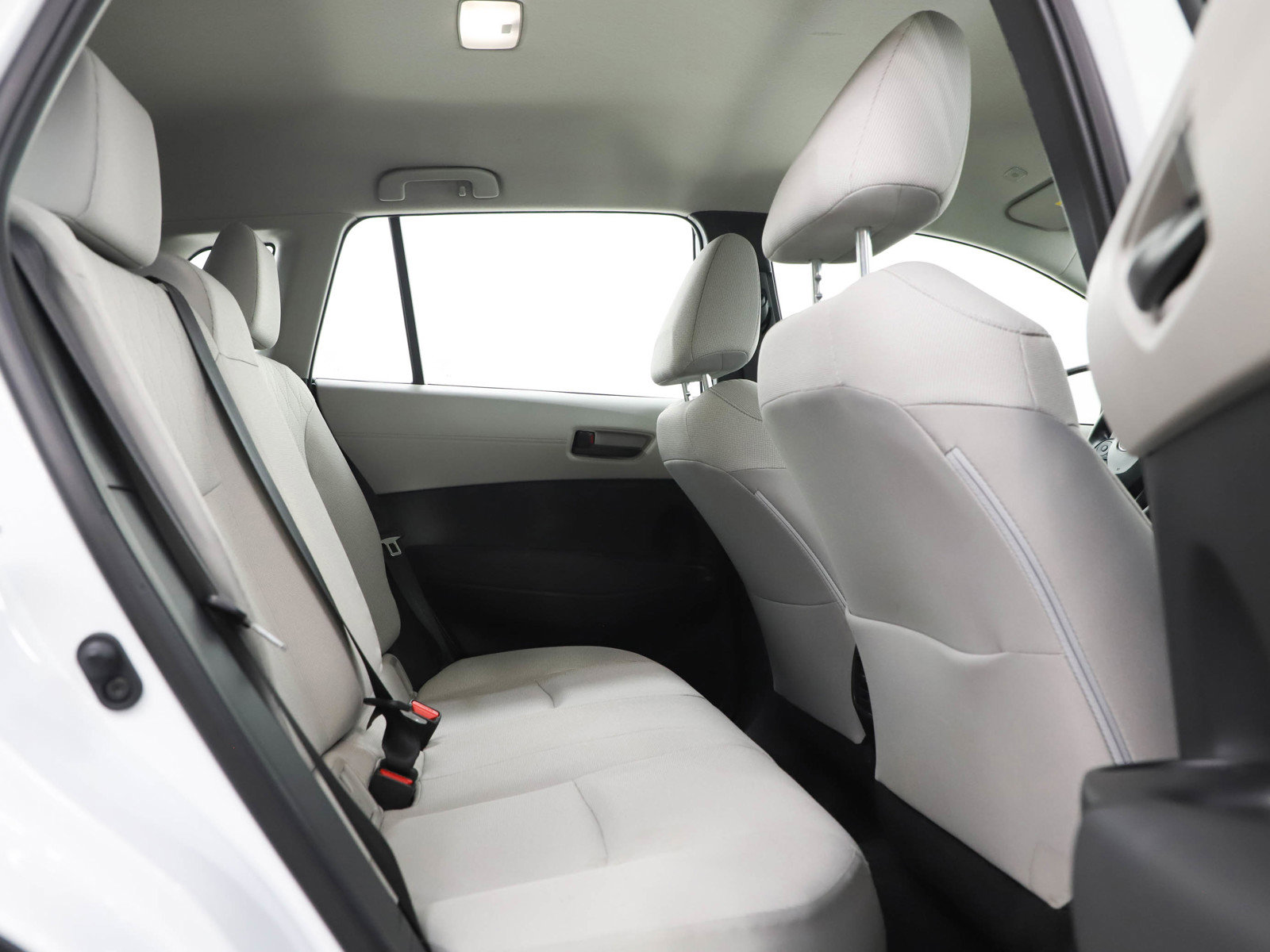 Used 2026 Toyota Corolla Cross L image 12