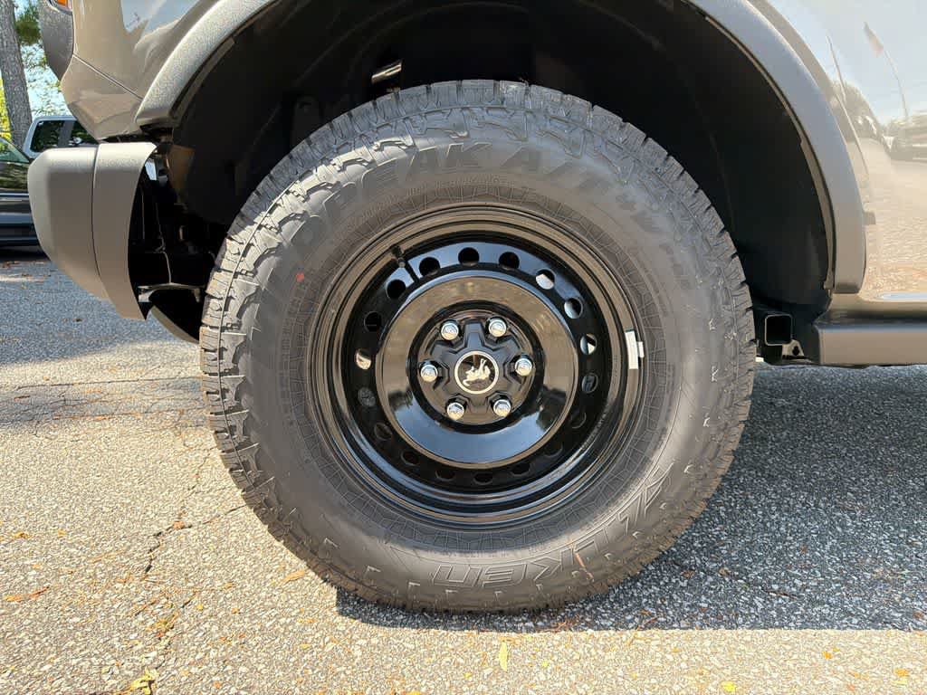 New 2026 Ford Bronco Big Bend w/ Black Diamond Package AWD/4WD image 9