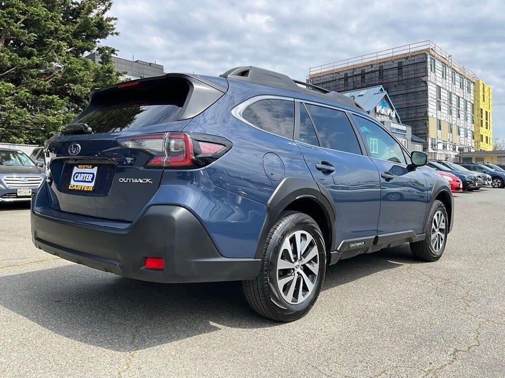 Certified 2023 Subaru Outback Premium image 9