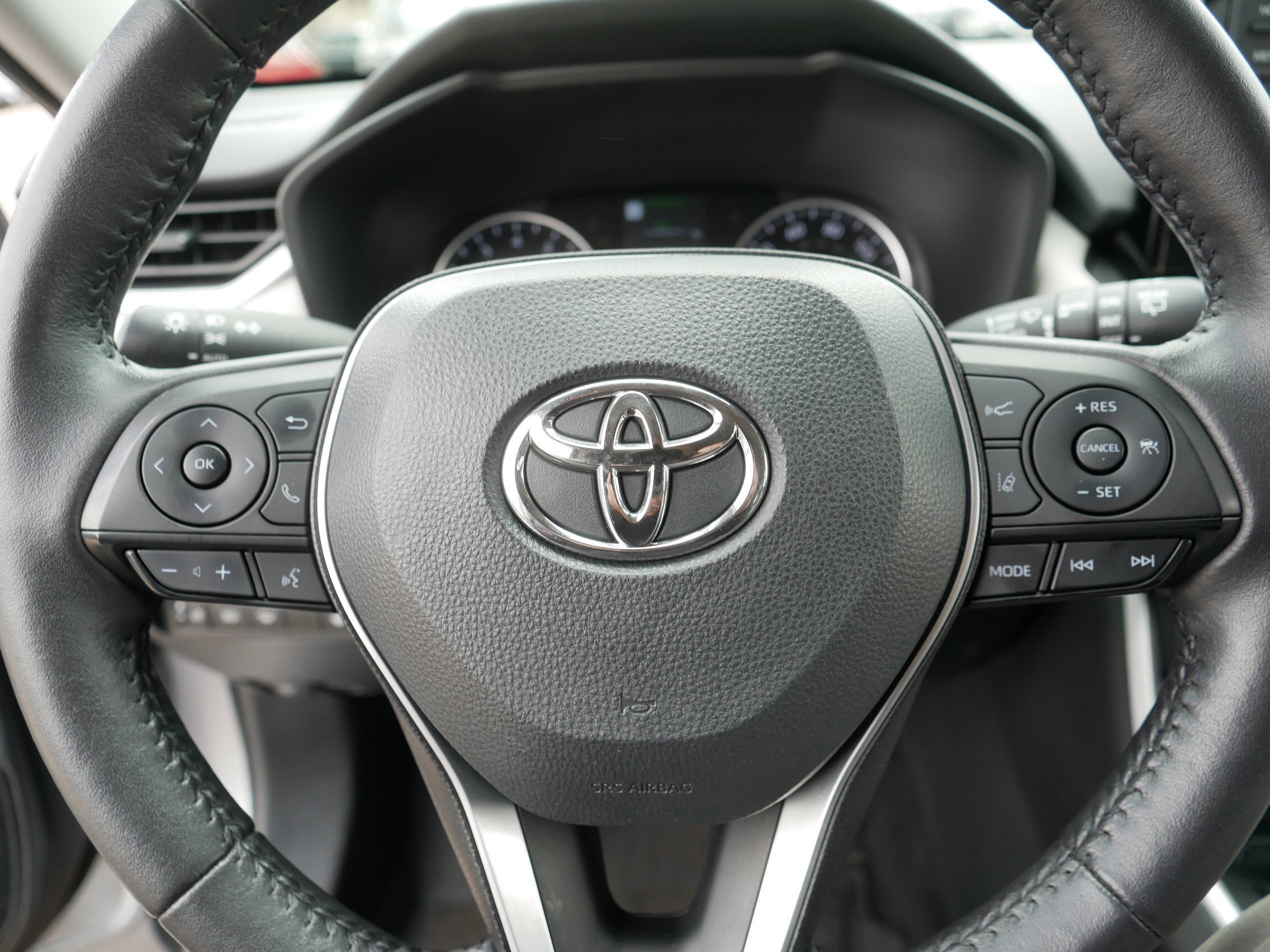 Used 2022 Toyota RAV4 XLE w/ Convenience Package AWD/4WD image 24