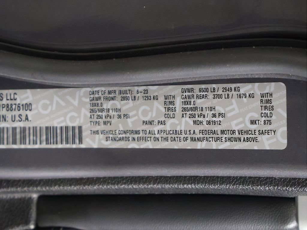 Used 2023 Jeep Grand Cherokee L Limited AWD/4WD image 62