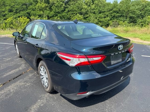 Used 2019 Toyota Camry LE FWD image 5