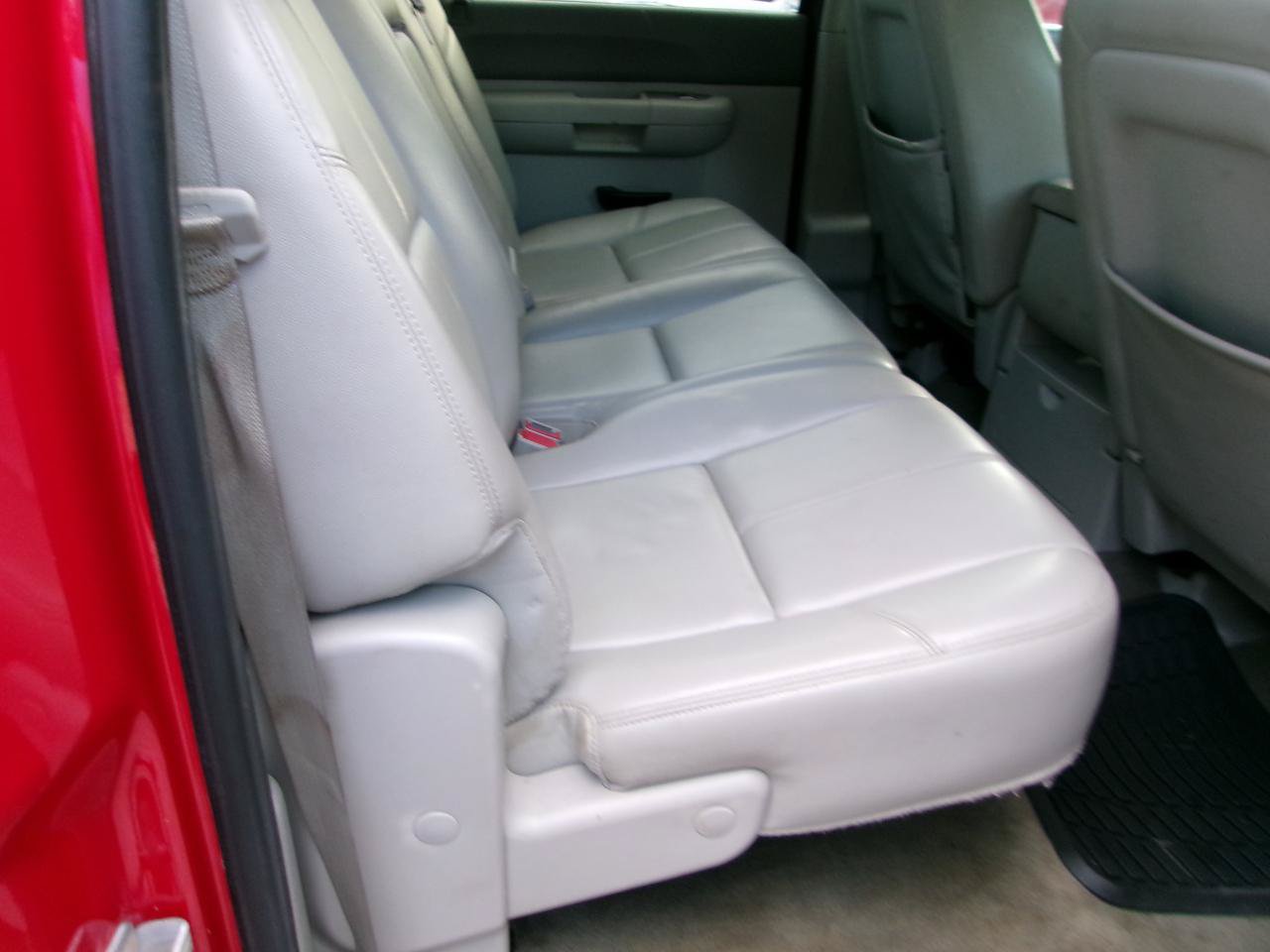 Used 2011 GMC Sierra 1500 SLE w/ Power Tech Package AWD/4WD image 7