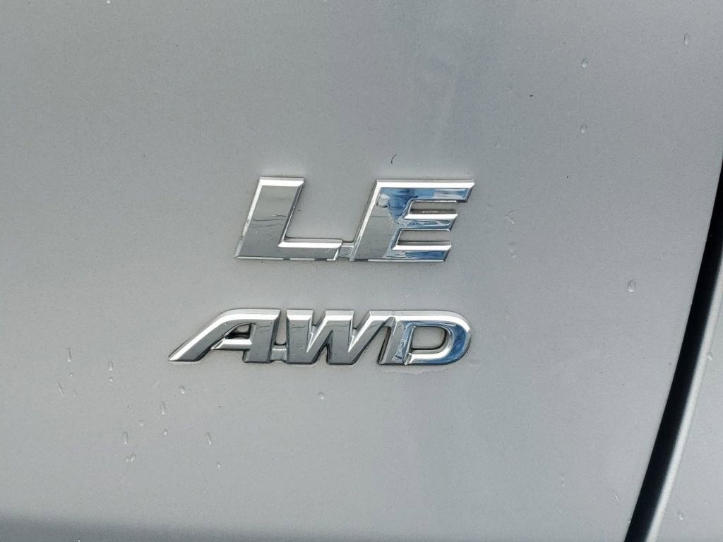 Used 2023 Toyota RAV4 LE image 8