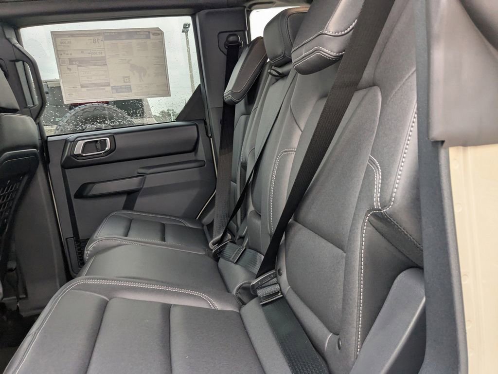New 2025 Ford Bronco Badlands image 14